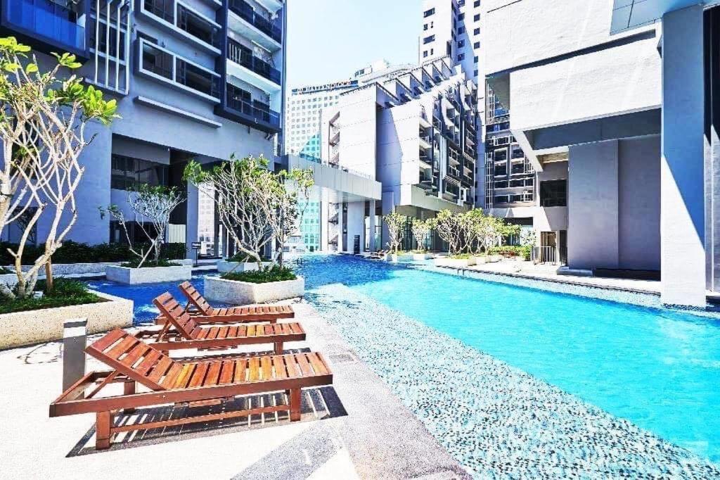 Homestay Shah Rizki At Imperio With Swimming Pool Muslim Friendly Malacca Екстериор снимка